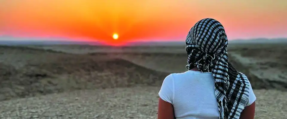 Desert sunset before the stars come out